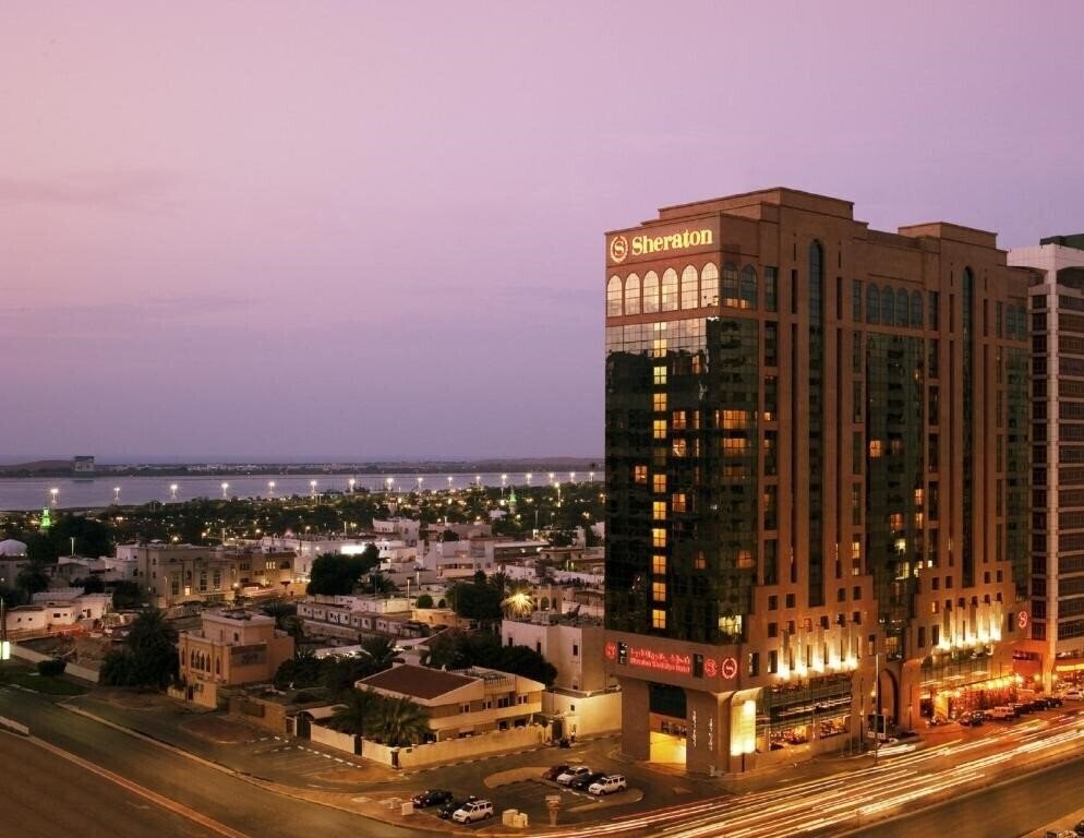 Отель Sheraton Khalidiya Hotel Abu Dhabi 4*