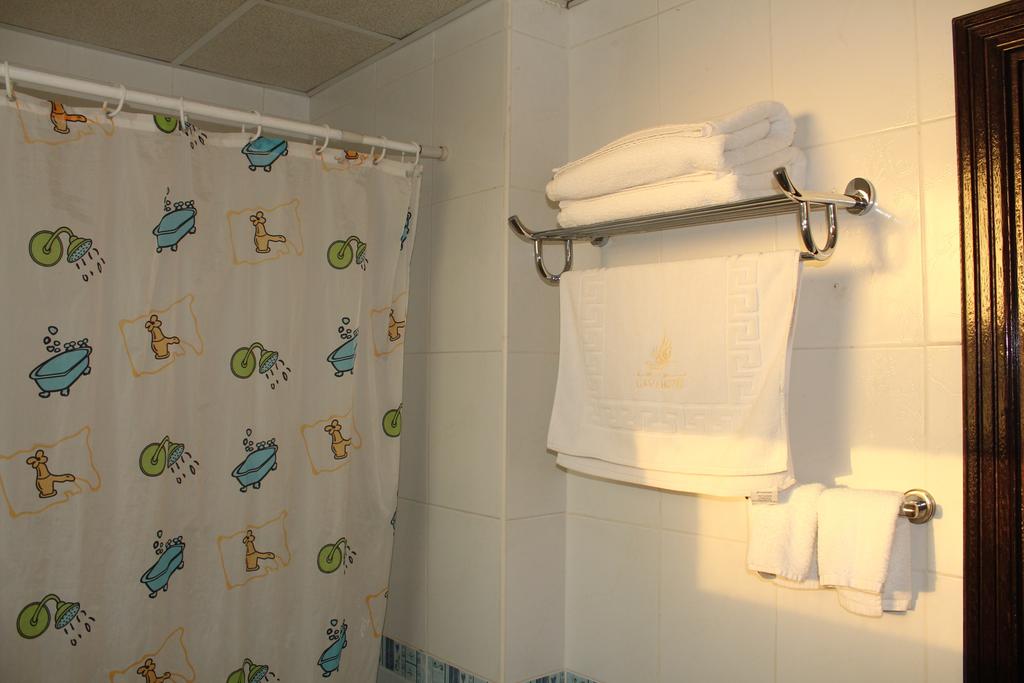 Fotografii Gava Hotel 1*