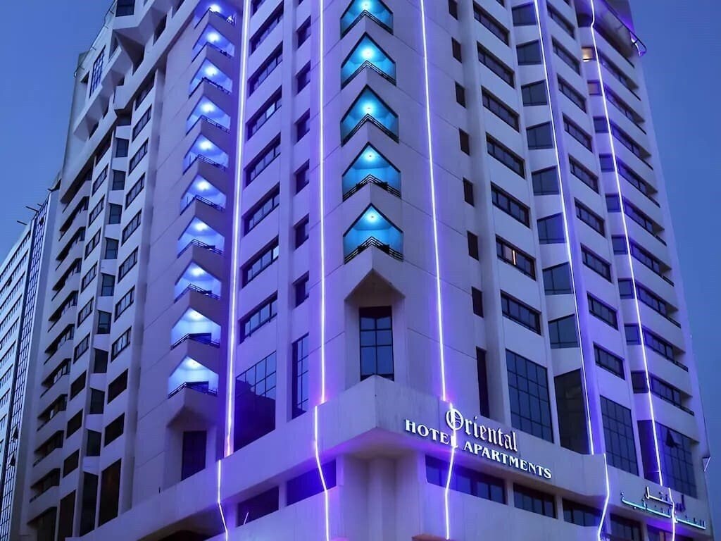 Отель Oriental Hotel Apartments 4*