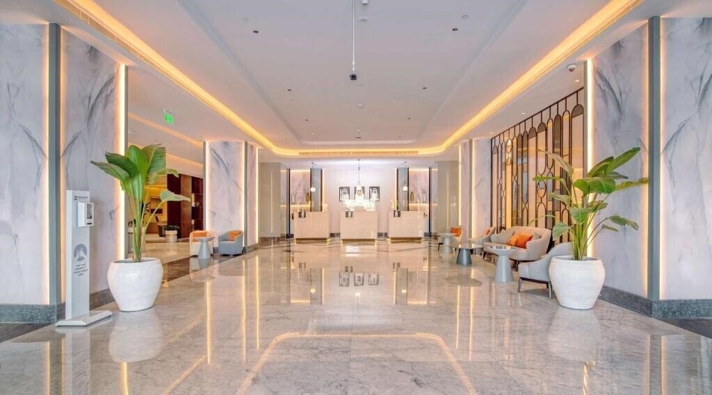 Imaginea Radisson Blu Hotel & Resorts Abu Dhabi Corniche (ex. Hilton Corniche Hotel Apartments) 5*