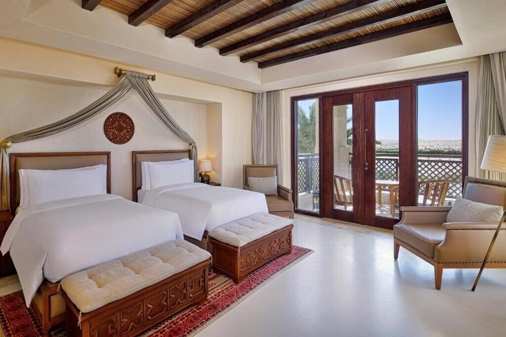 Фото Al Wathba, A Luxury Collection Desert Resort And S 5*