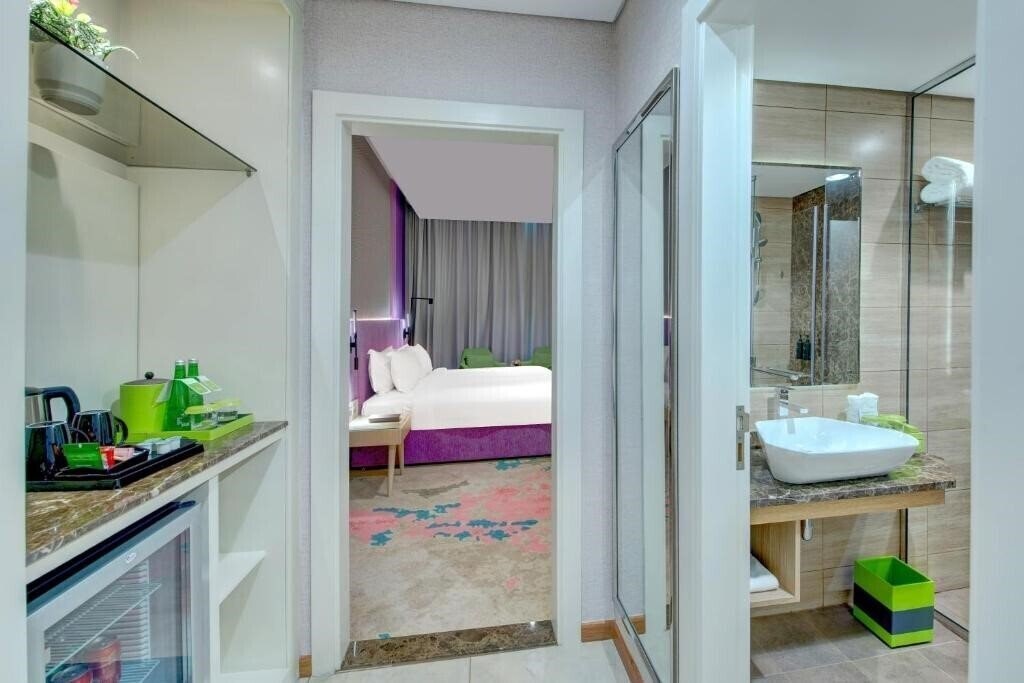 Fotografie La Quinta by Wyndham Abu Dhabi Al Wahda 4*