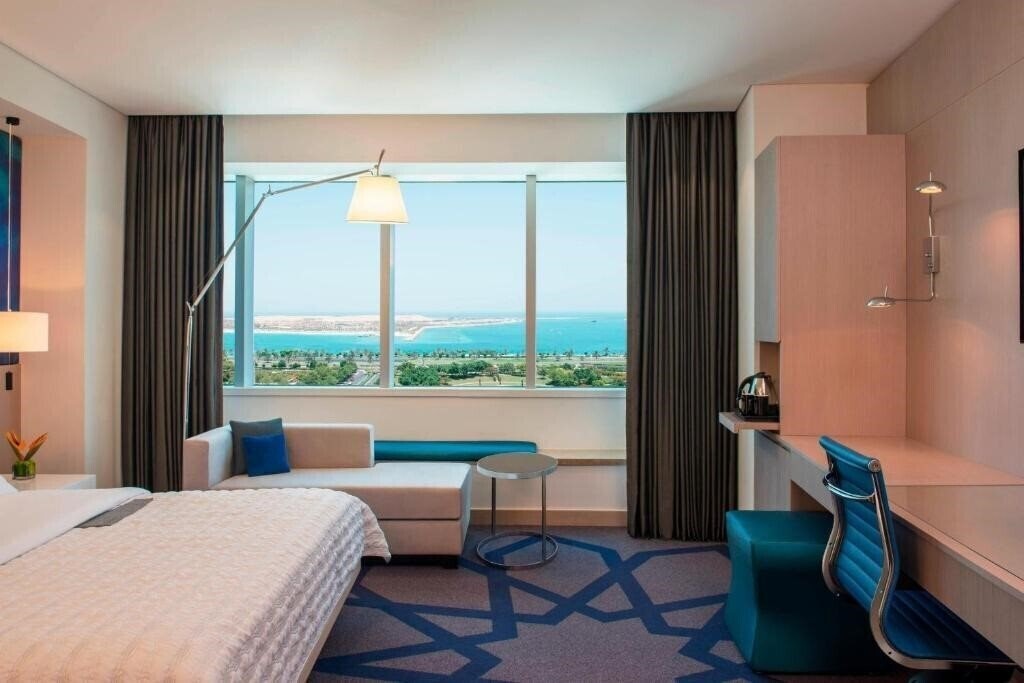 Fotografii Le Royal Meridien Abu Dhabi 5*