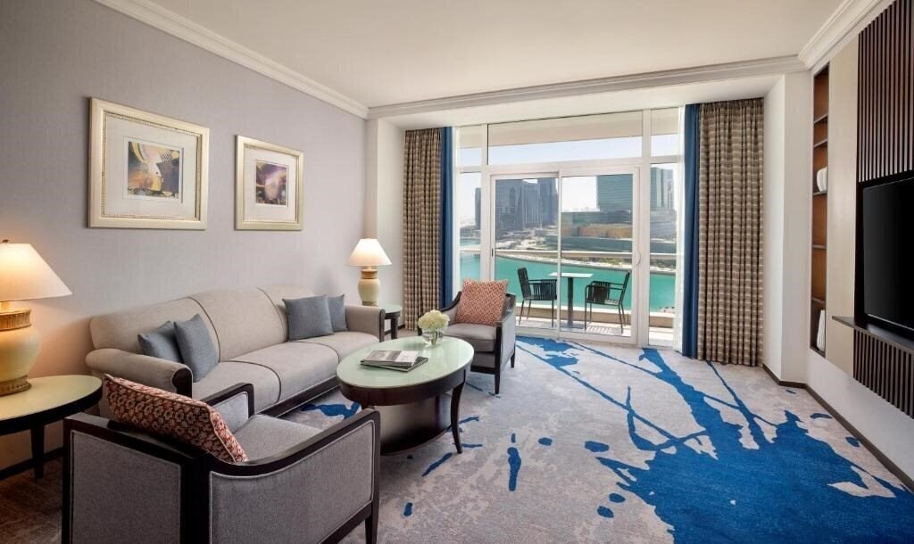 Imaginea Beach Rotana Hotel & Towers 5*