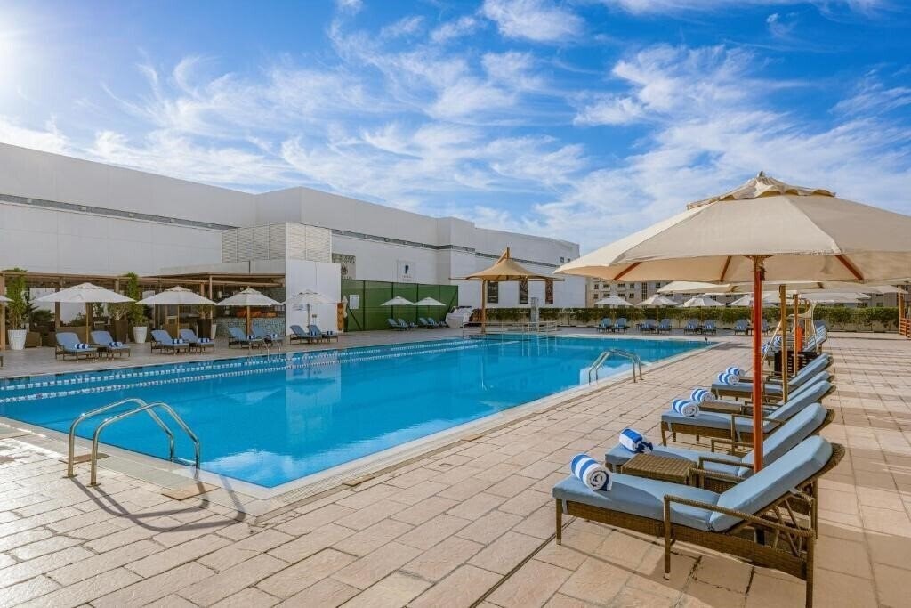Imaginea Four Points by Sheraton Al Ain (ex. Hili Rayhaan by Rotana) 5*