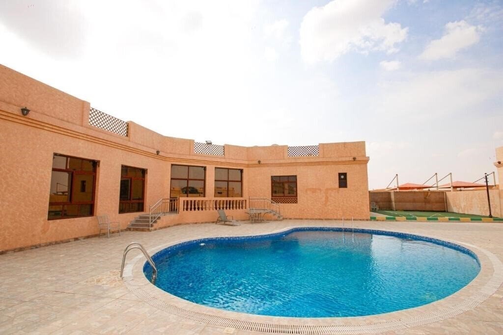 Imaginea Al Bada Resort - Al Ain 3*