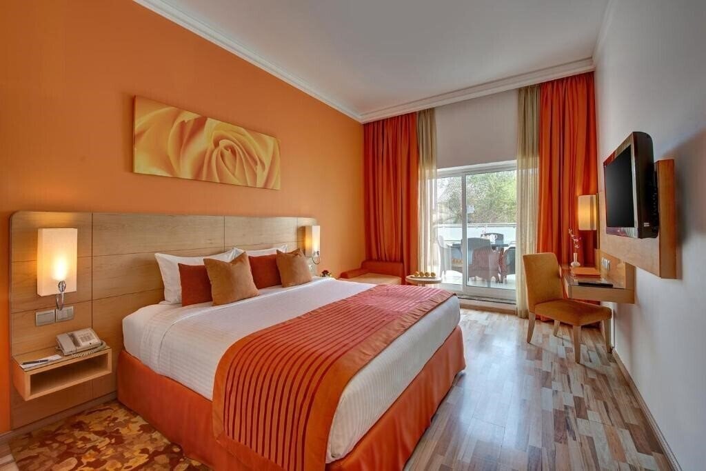 Отель Al Khoory Executive Hotel (ex. Corp Executive Al Khoory) 3*