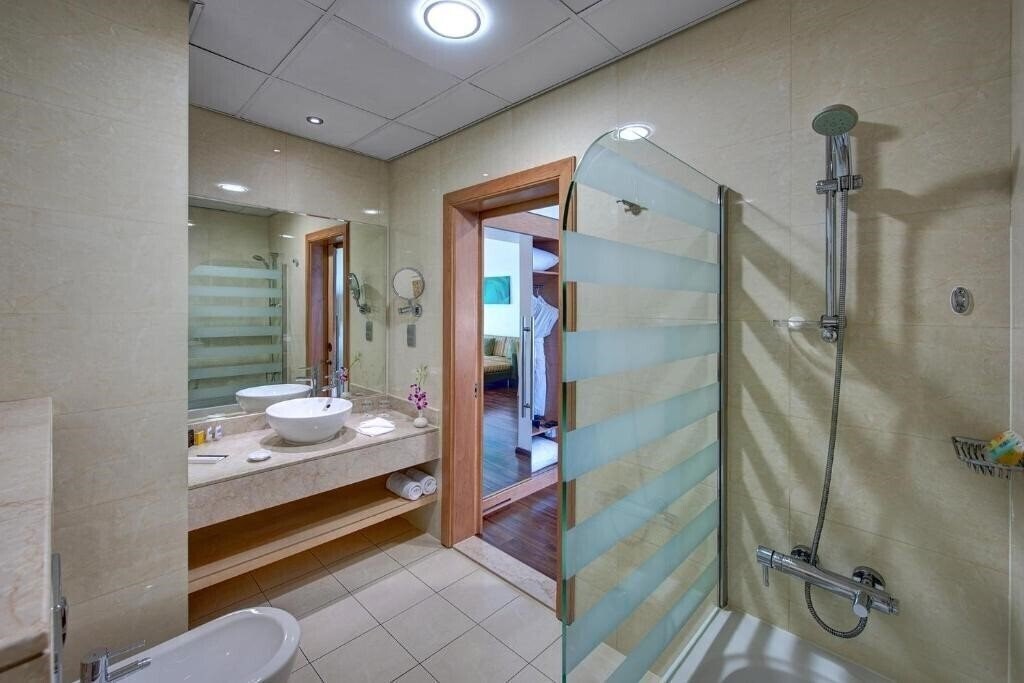 Фотография Al Khoory Executive Hotel (ex. Corp Executive Al Khoory) 3*