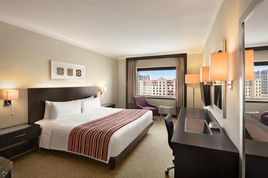 Fotografii Ramada Plaza by Wyndham Dubai Deira (ex. Best Western Premier Deira, Traders Hotel Dubai, Traders Hotel by Shangri-La) 4*