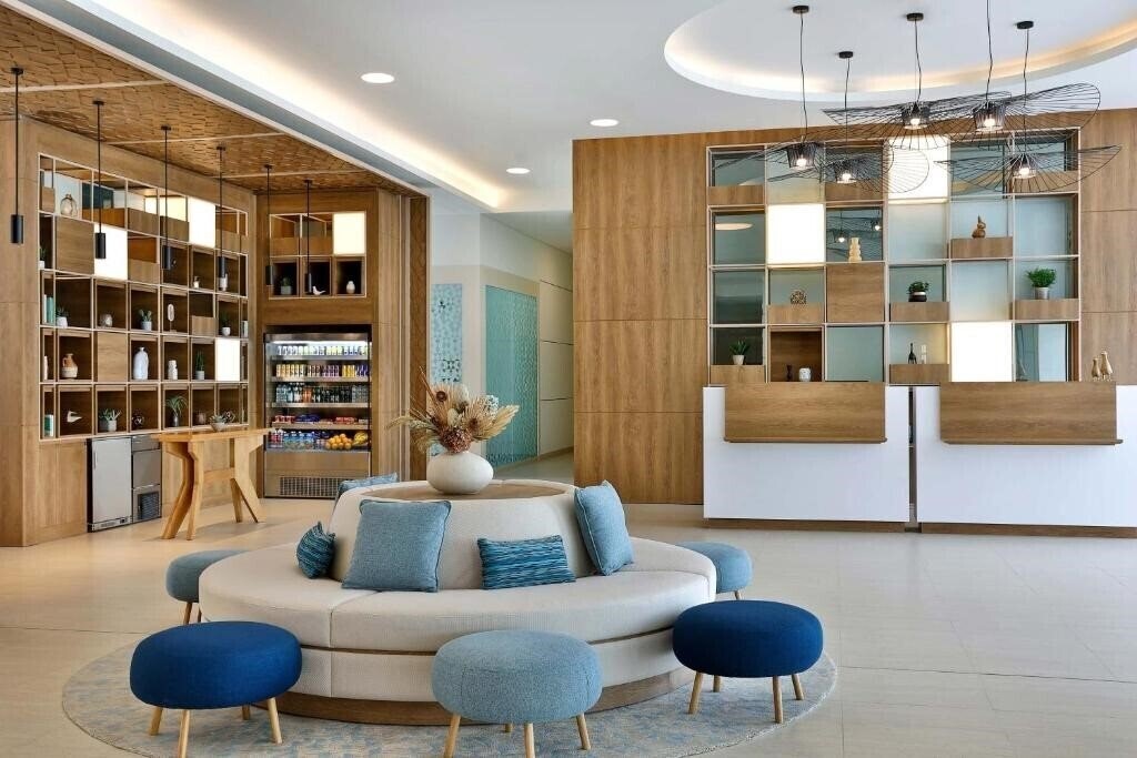 Hotel Element Dubai Airport Apart 3*