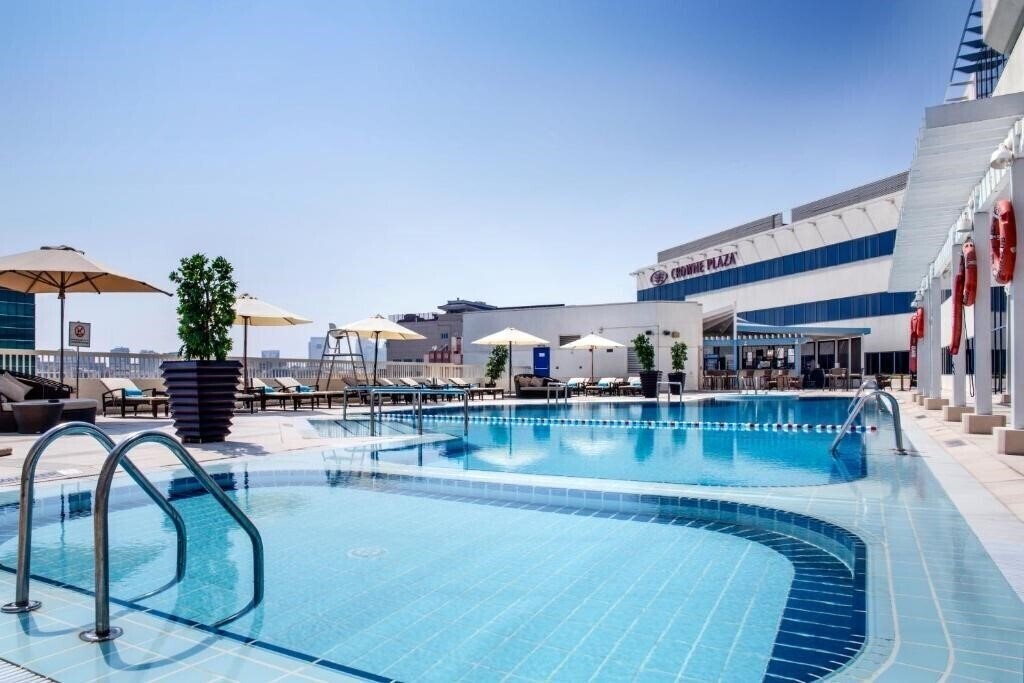 Fotografie Crowne Plaza Dubai Deira 5*