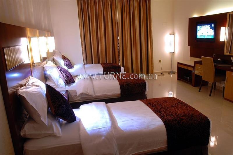 Отель Phoenix Hotel Deira 3*