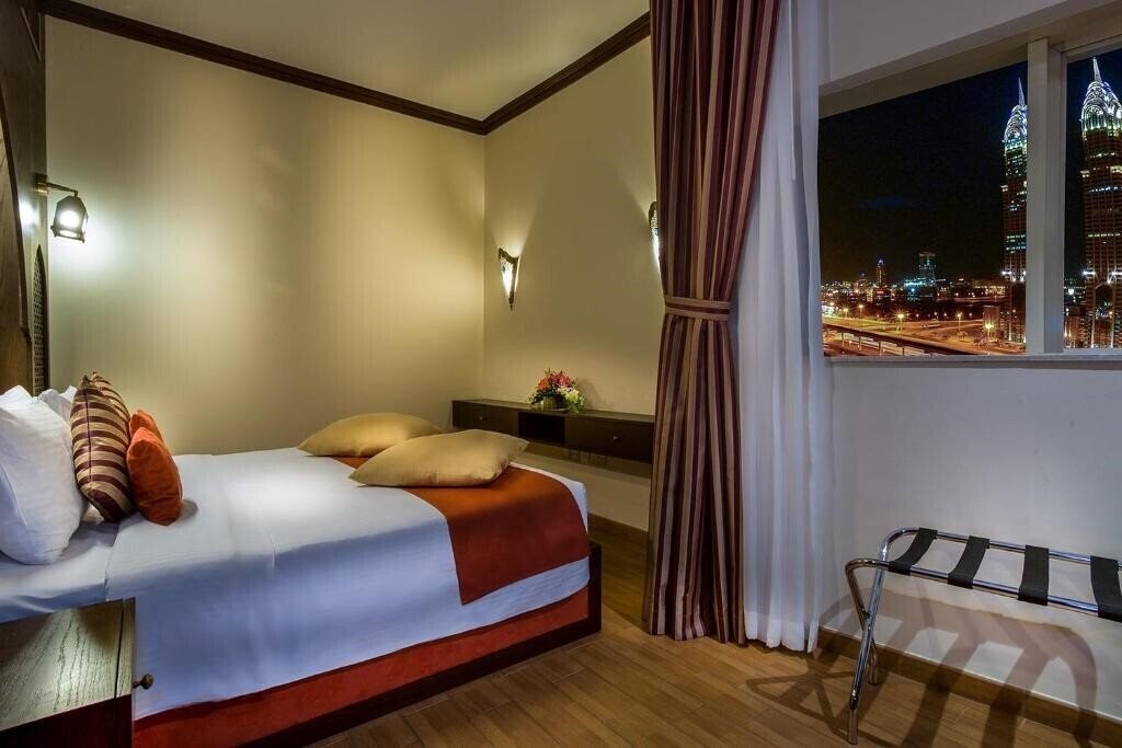 Фотография First Central Hotel Apartments апартаменты