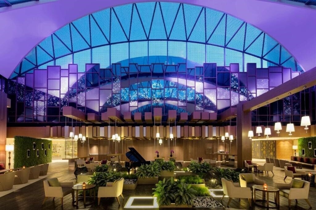 Imaginea Hyatt Regency Dubai Creek Heights 5*