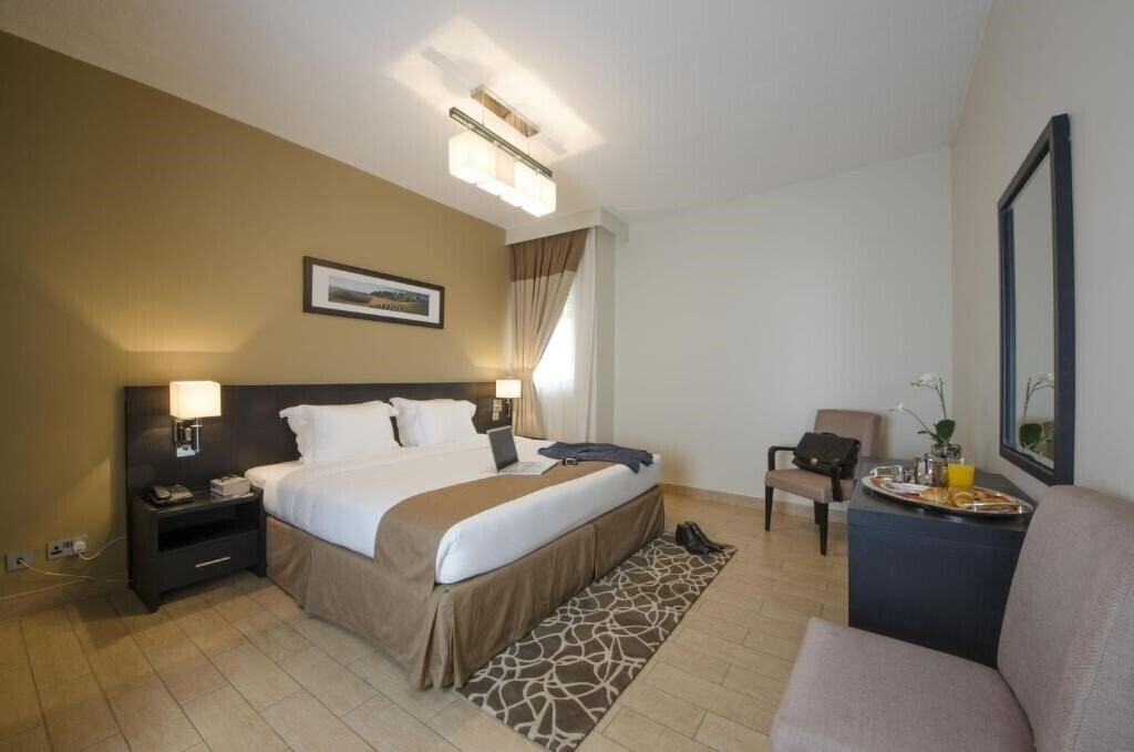 Фото The Apartments Dubai World Trade Centre Apt 4*