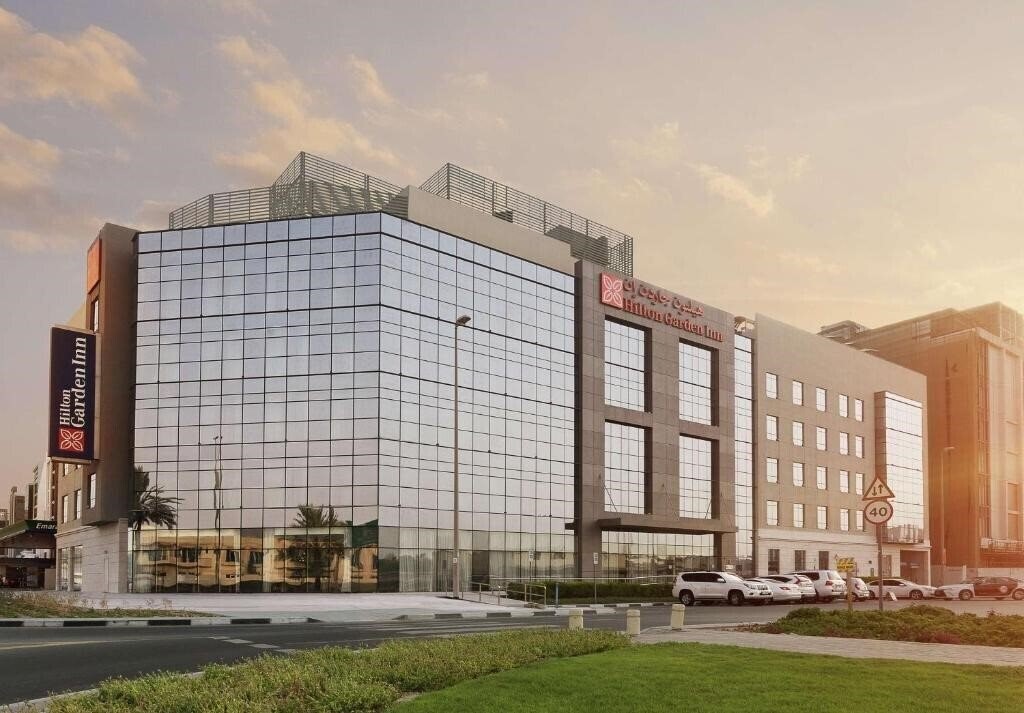 Hotel Hilton Garden Inn Dubai Al Mina 4*