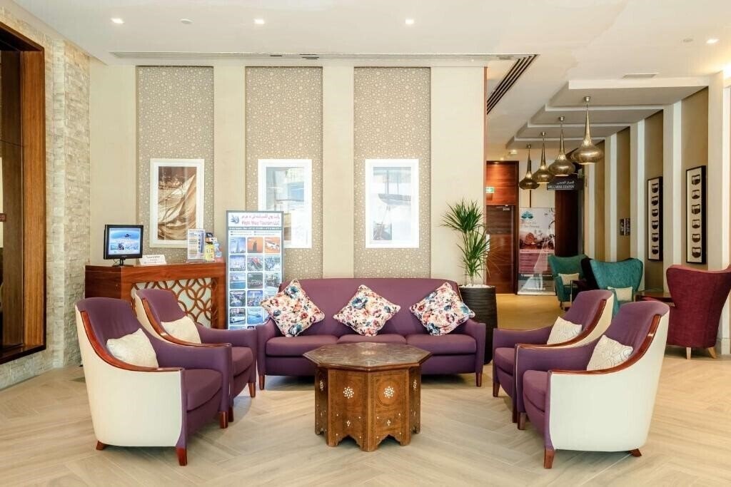 Imaginea Hilton Garden Inn Dubai Al Mina 4*
