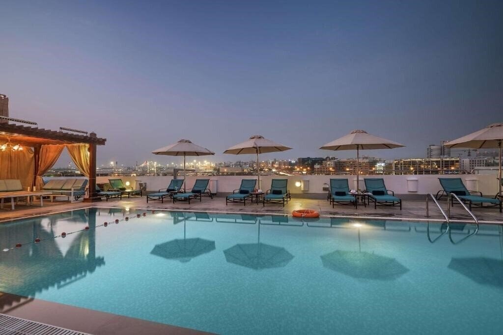 Imaginea Hilton Garden Inn Dubai Al Mina 4*