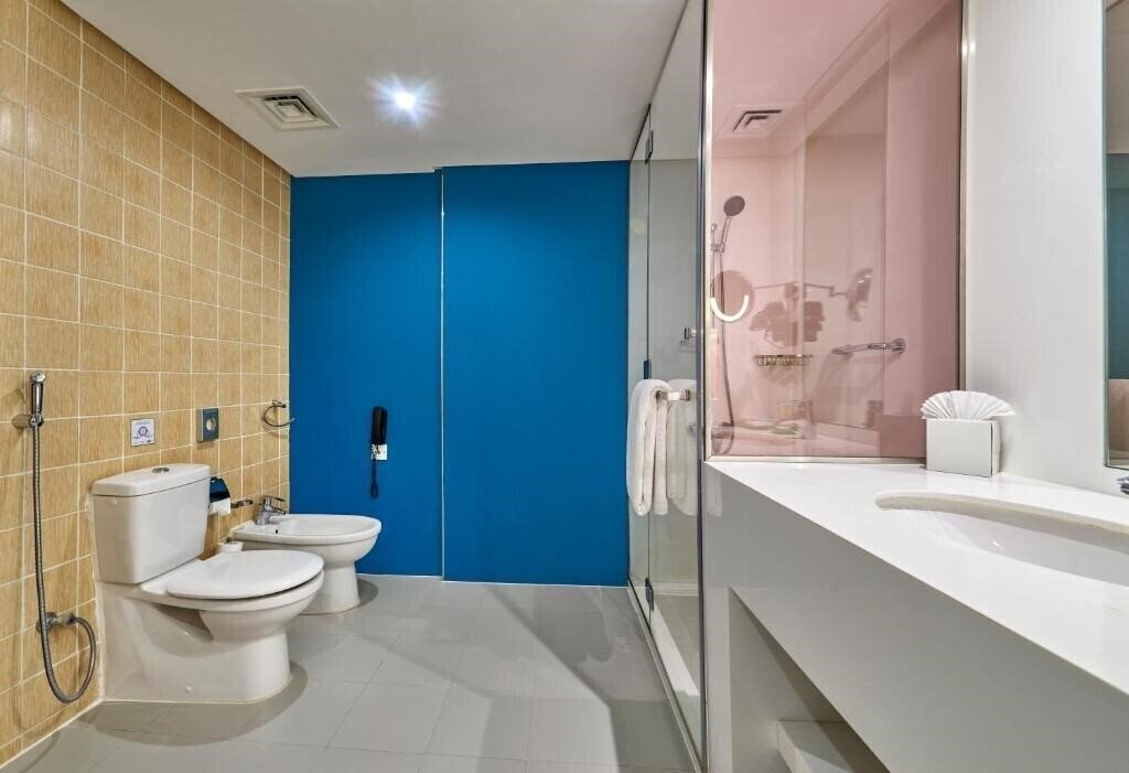 Фотография Ramada Hotel & Suites By Wyndham Dubai JBR (ex. Hawthorn Suites By Wyndham Dubai) 4*