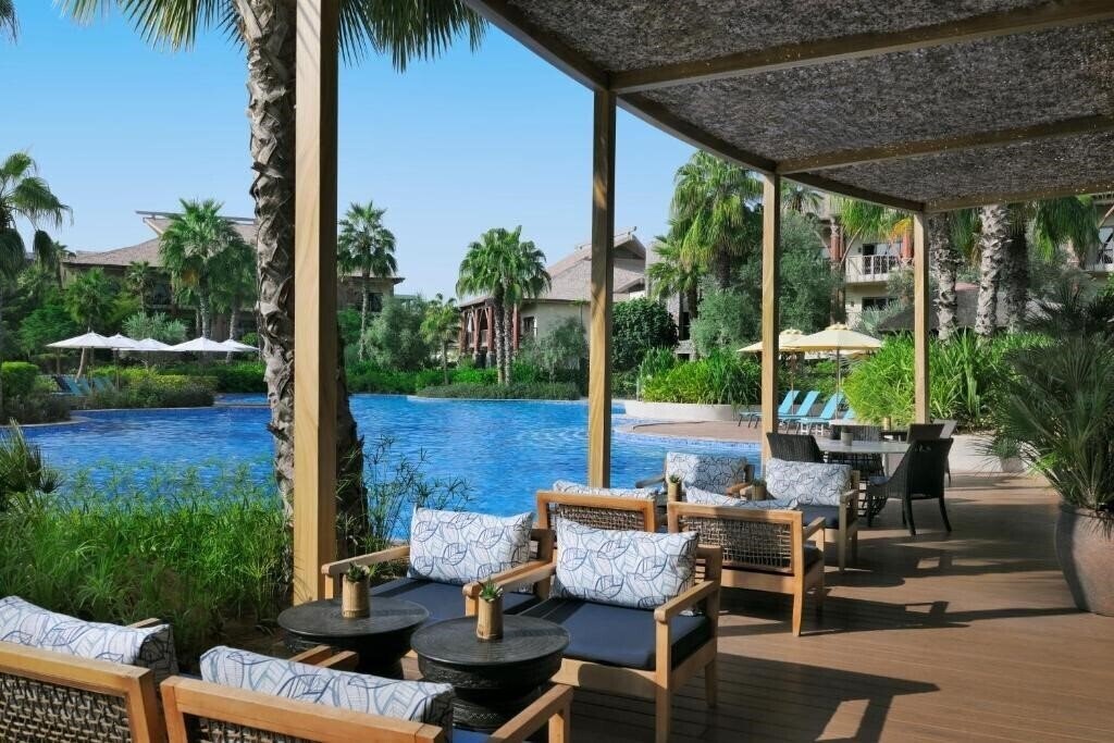 Hotel Lapita Dubai Parks & Resorts Autograph Collection 4*