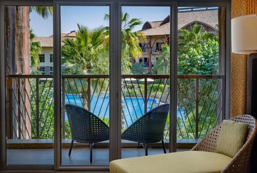 Imaginea Lapita Dubai Parks & Resorts Autograph Collection 4*