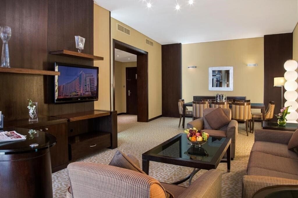 Imaginea Time Oak Hotel & Suites 4*