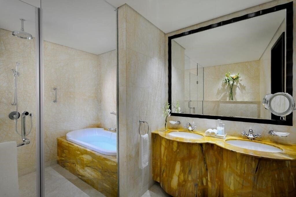 Fotografie Crowne Plaza Jumeirah Dubai (ex. Ramada By Wyndham Jumeirah) 5*