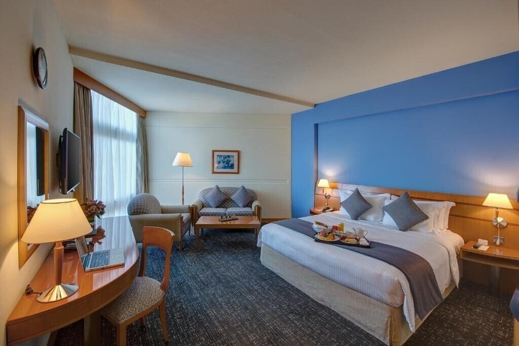 Отель J5 Hotels Port Saeed (ex. Rihab Rotana Suites) 4*