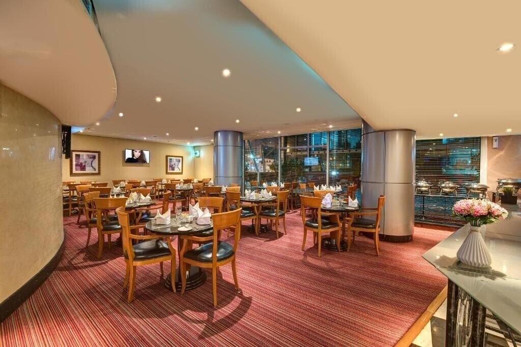 Изображение J5 Hotels Port Saeed (ex. Rihab Rotana Suites) 4*