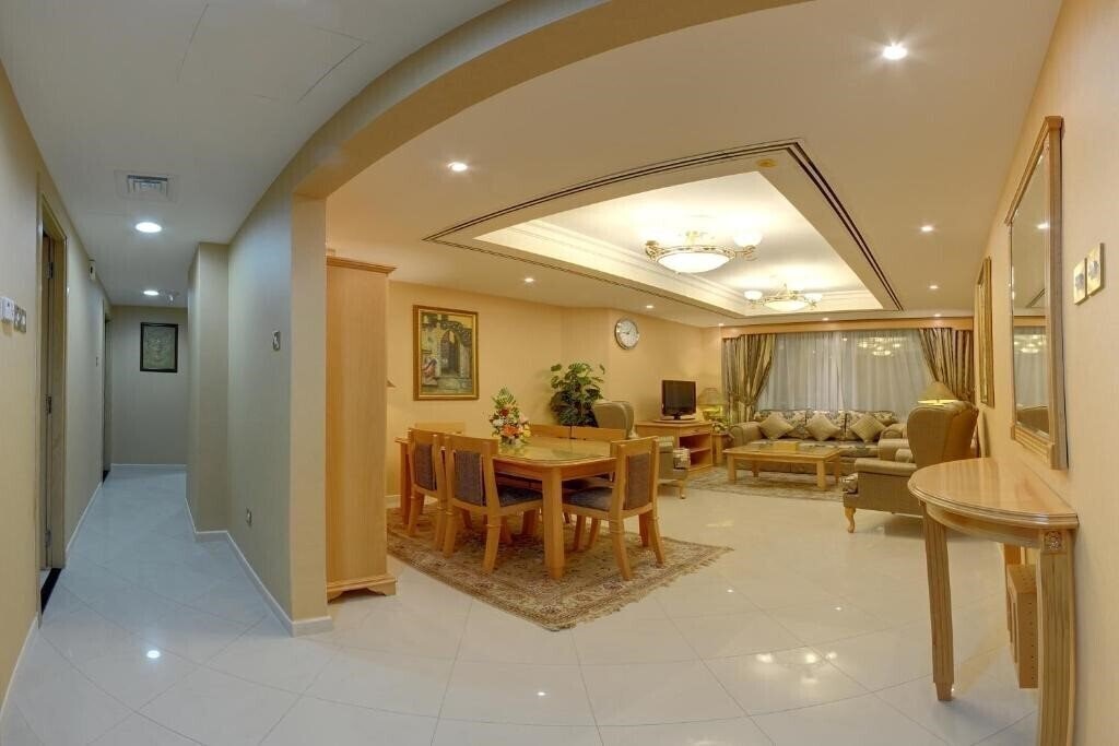 Фотография Deira Suite Hotel 4*