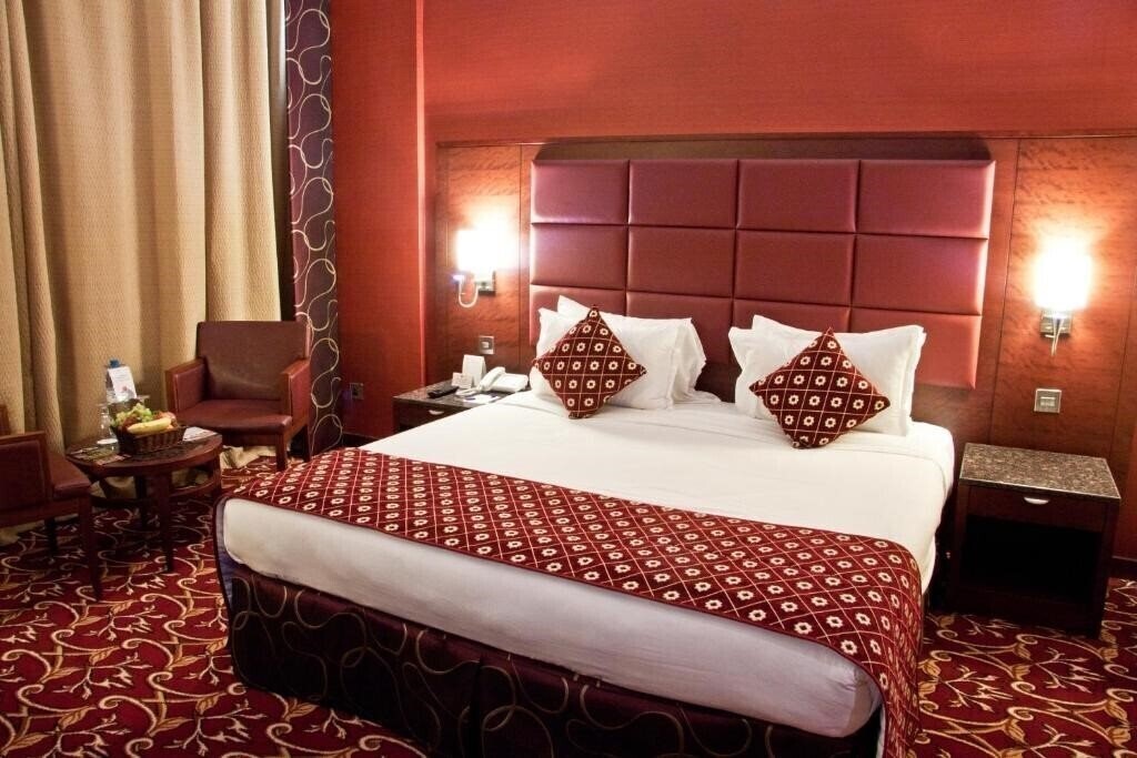 Hotel Ramee Rose 4*