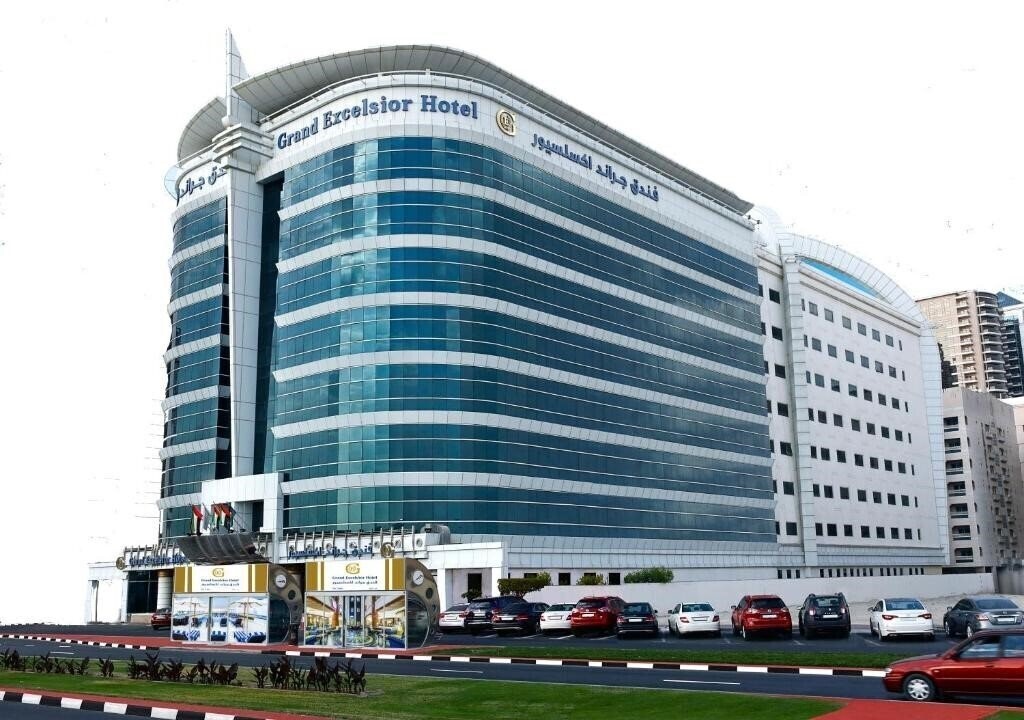 Hotel Grand Excelsior Hotel Bur Dubai (ex. Dhow Palace Hotel) 4*