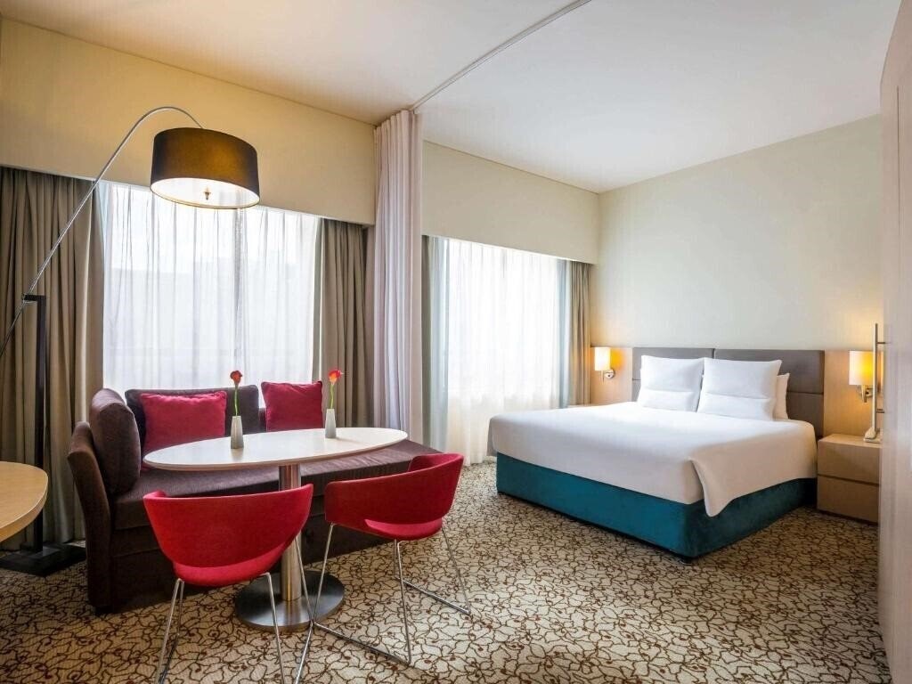 Fotografii Suite Novotel Mall Of The Emirates 3*