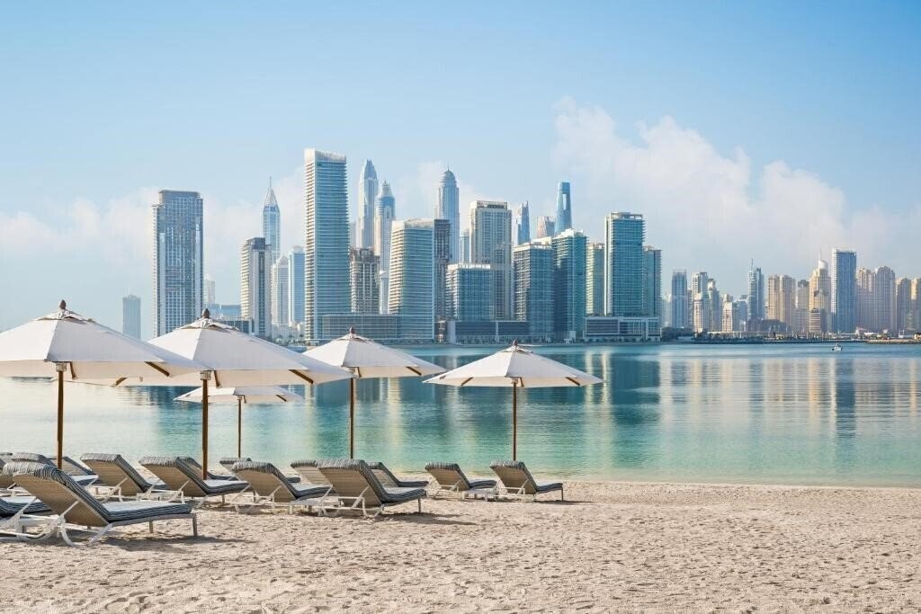 Imaginea Dukes The Palm, A Royal Hideaway Hotel 5*