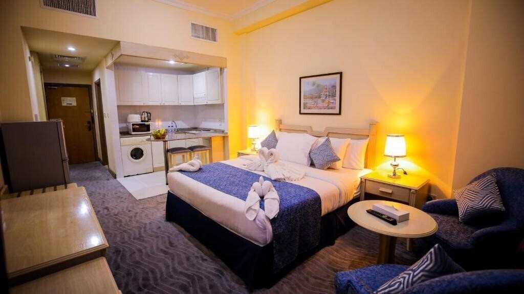 Фото Green House Hotel Apartments (ex. Green House Hotel Suites & Apartments, Green House Hotel Apartments LLC ) 2*