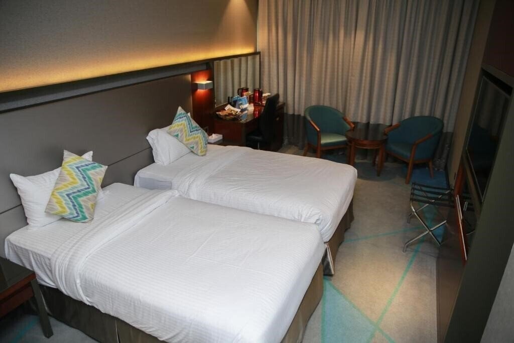 Hotel Versailles By Raviz Hotel 4*