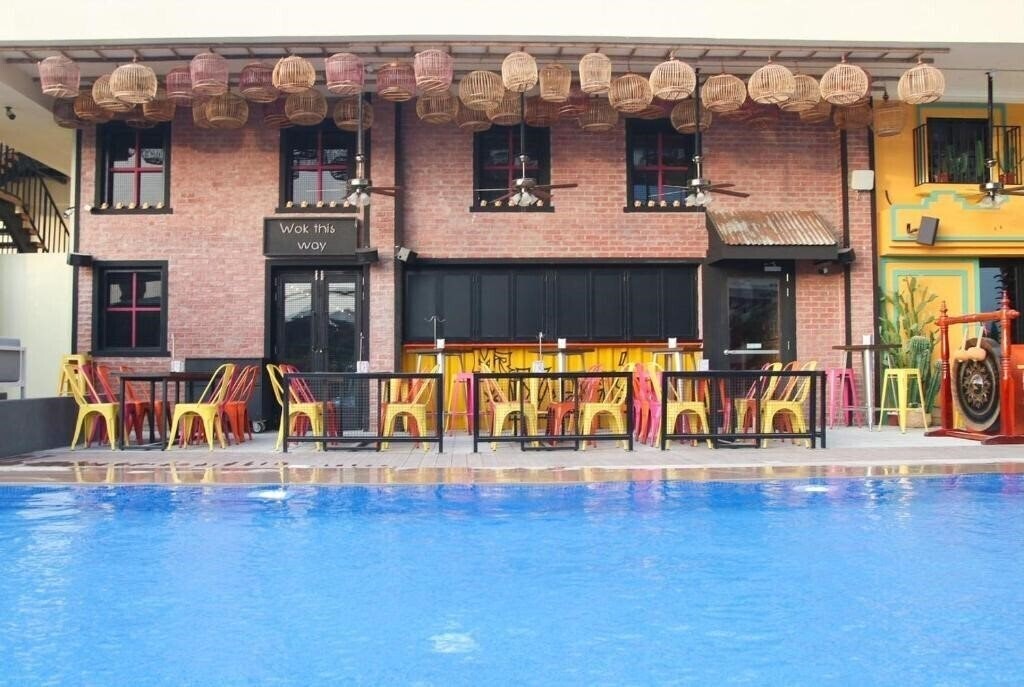 Отель Studio One Hotel 4*