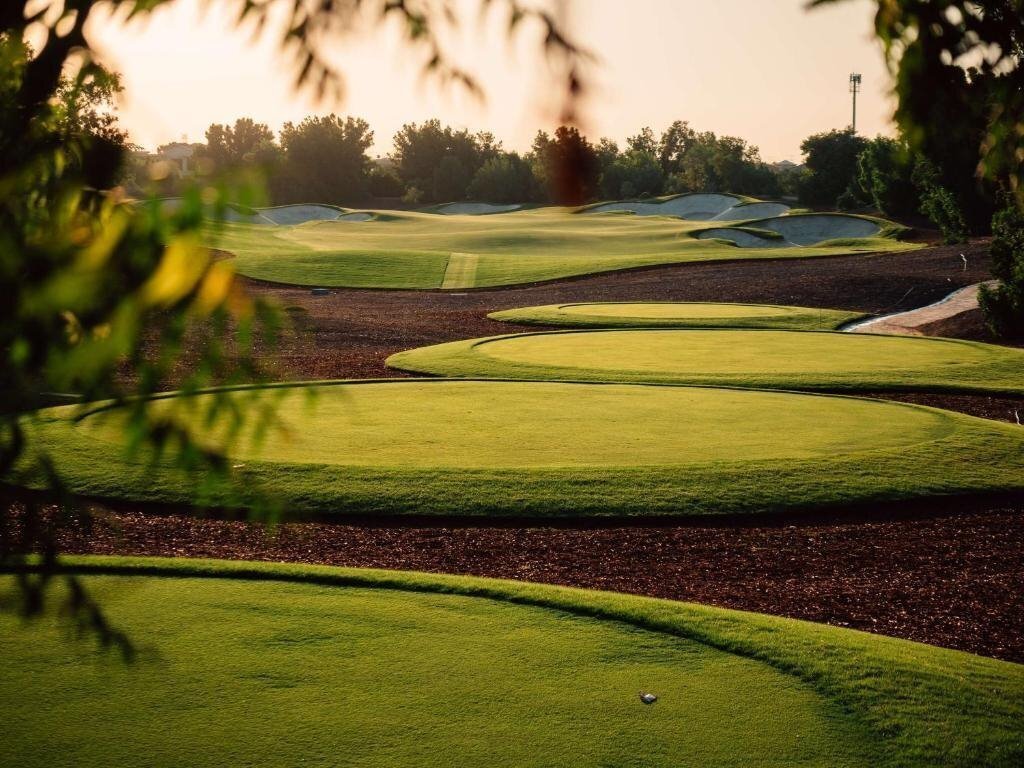 Картинка Radisson Dubai Damac Hills 5*