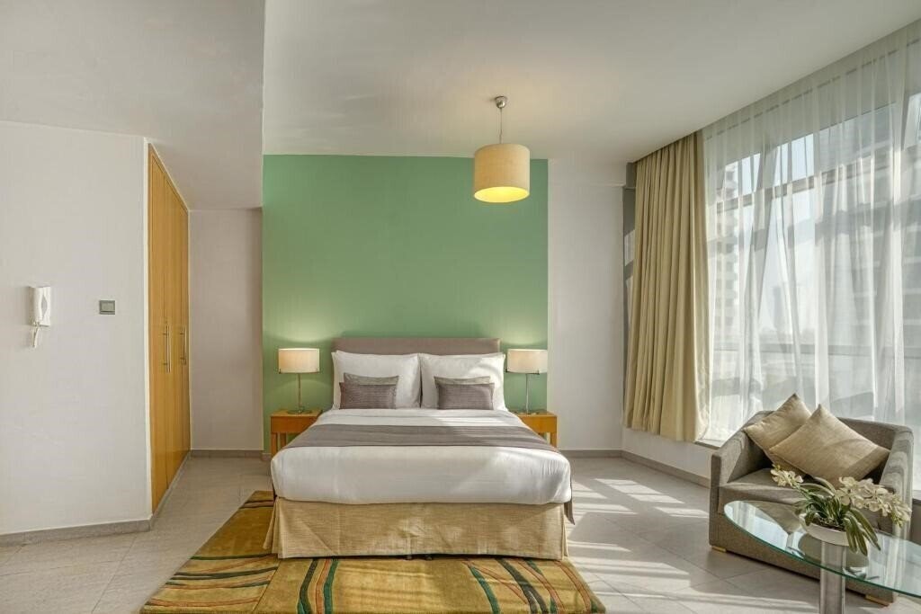 Фото Grand Heights Hotel Apartments 4*
