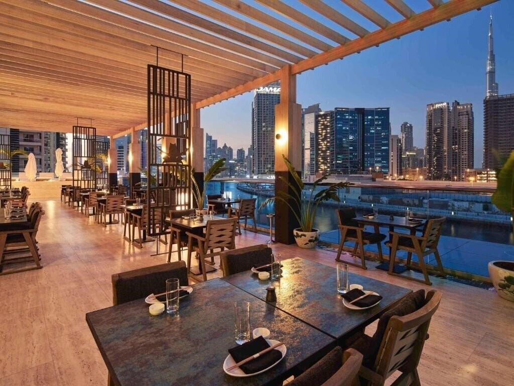 Imaginea Hyde Hotel Dubai 5*