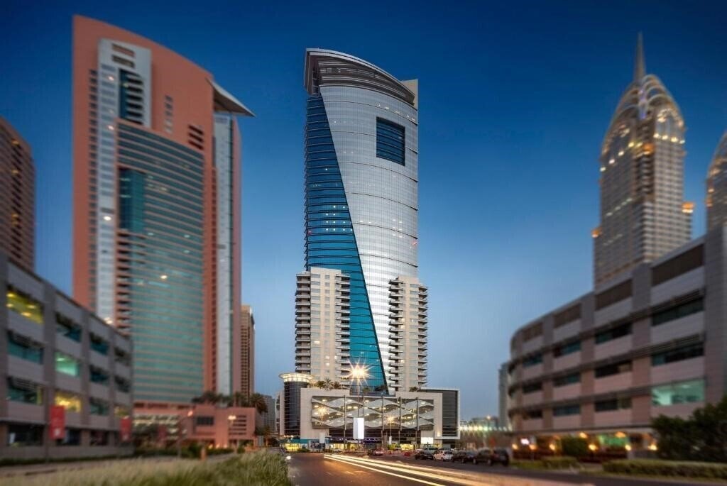 Hotel Staybridge Suites Dubai Internet City (ex. Al Salam Grand Hotel Apartment, Grand Midwest Tower) 4*