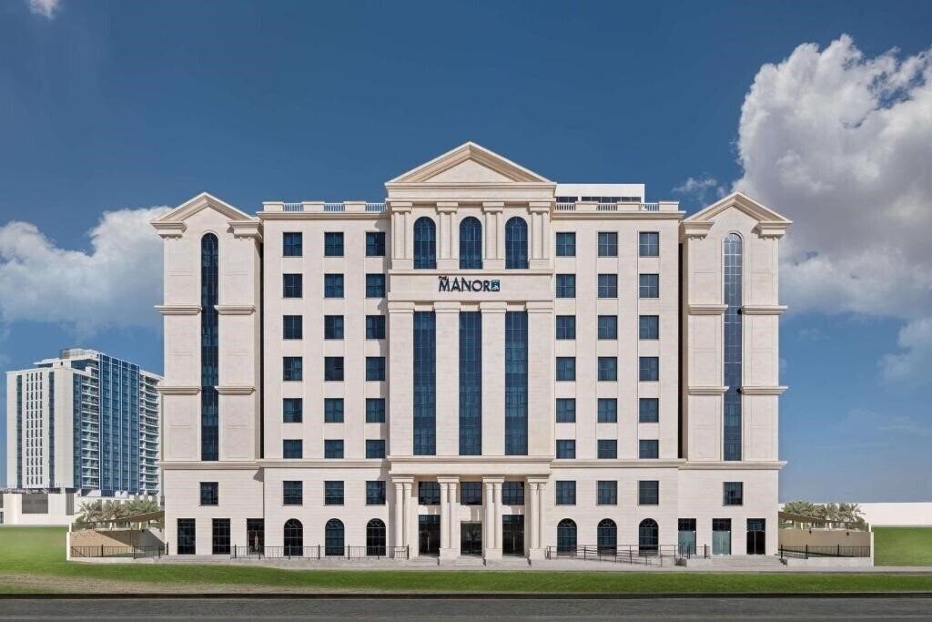 Hotel The Manor By Ja 4*