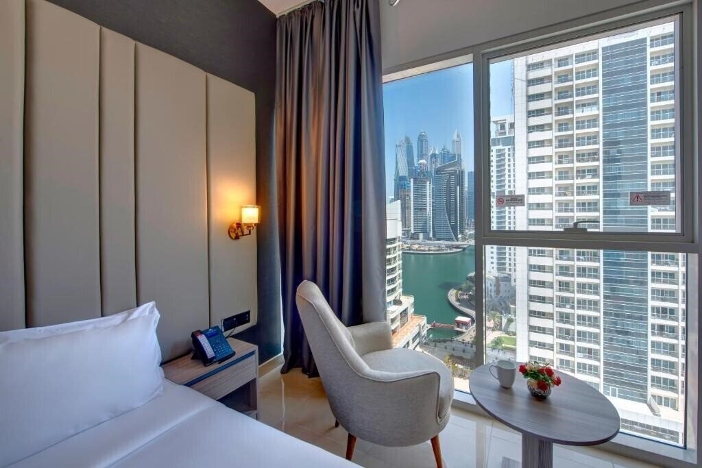 Fotografii Royal Regency Suites Dubai Marina (ex. Royal Regency Holiday Homes) 4*