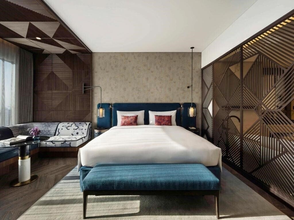 Отель So Uptown Dubai Hotel And Residences 5*