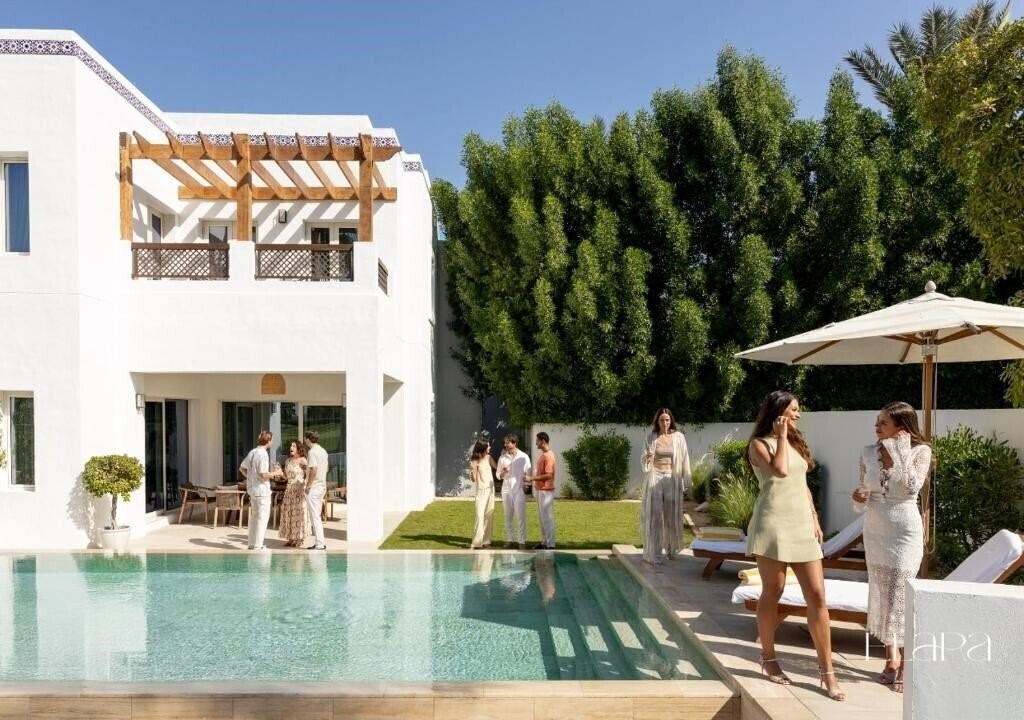 Hotel Dubai Creek Club Villas 4*