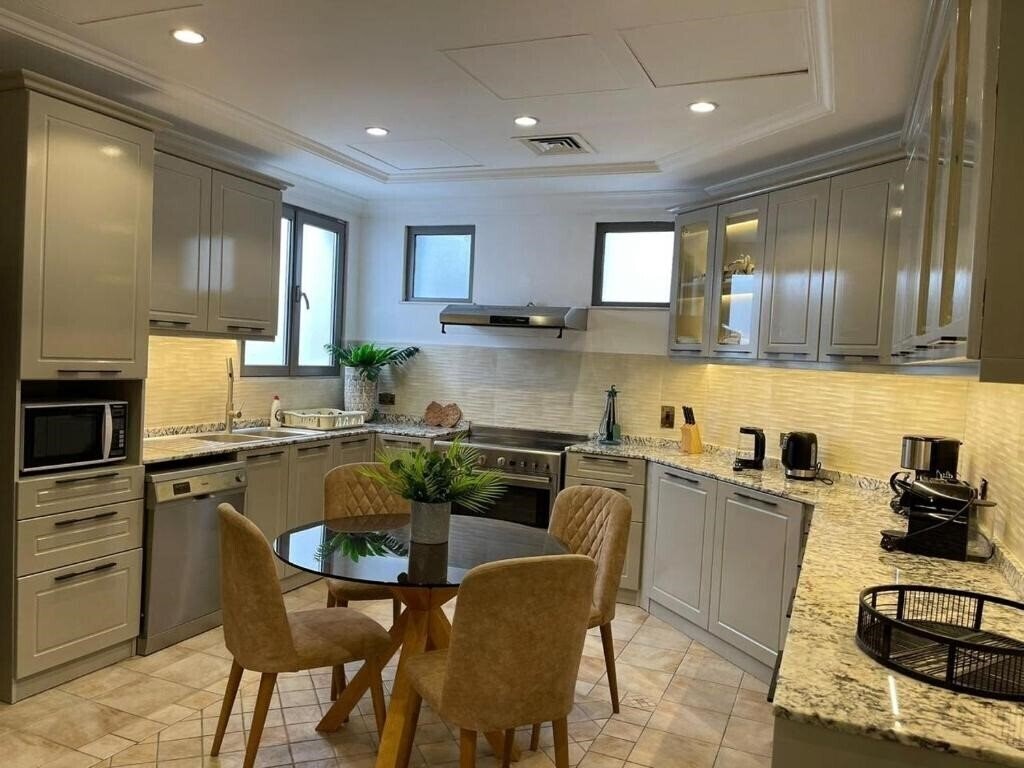 Фотография The Palm Jumeirah Villas 5*