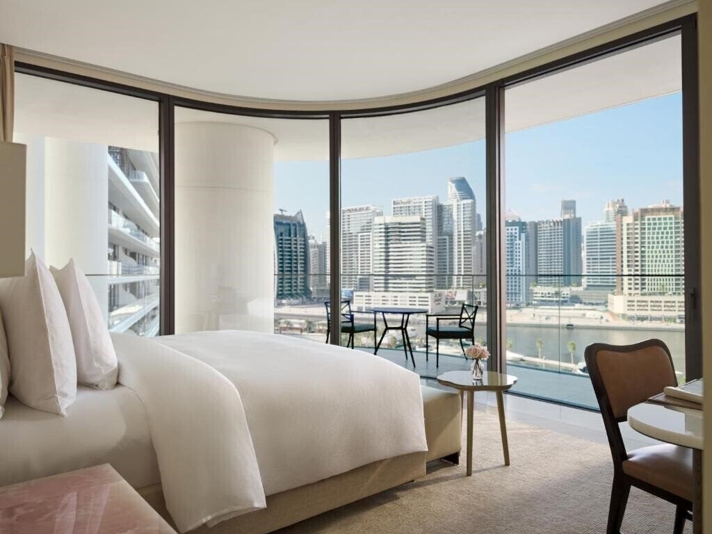 Imaginea The Lana - Dorchester Collection 5*