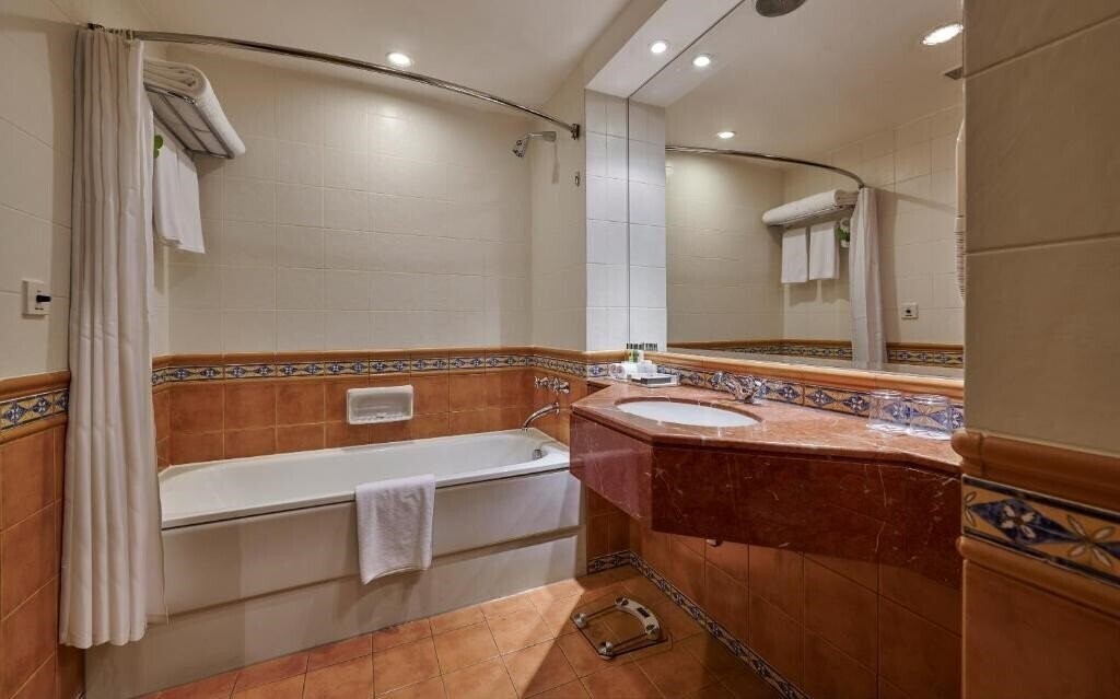 Imaginea Copthorne Airport Hotel Dubai 3*