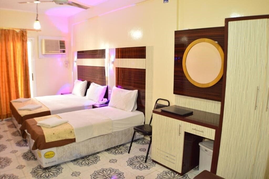 Imaginea Tehran Hotel 1*