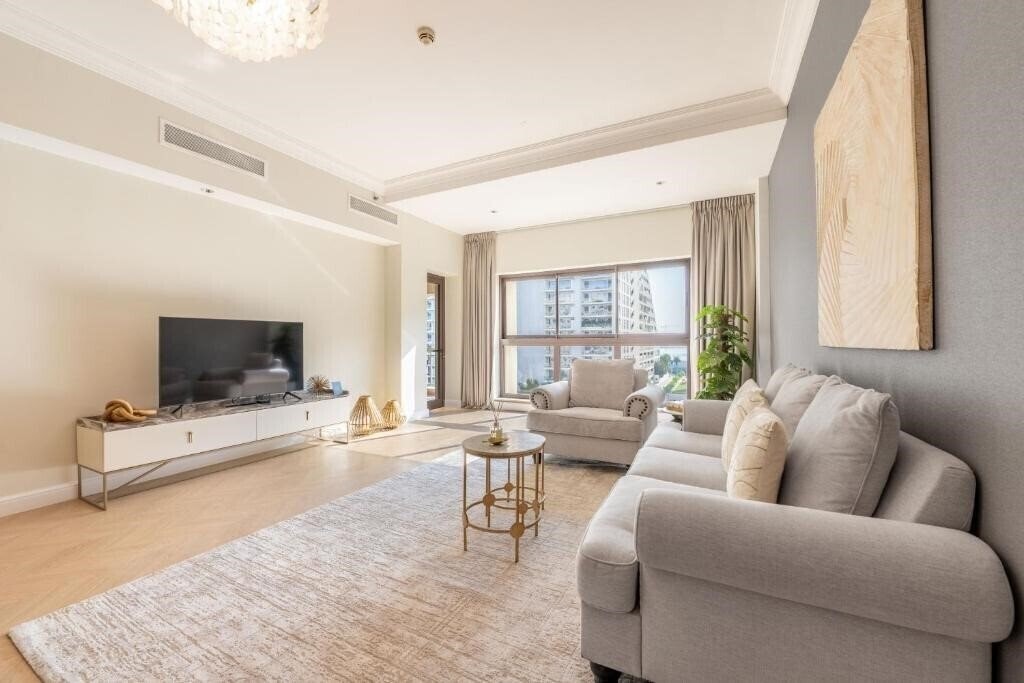 Отель Ultra Luxury Palm 4*